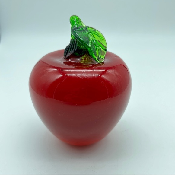 Red Apple Vintage Murano Style Art Glass Hand Blown Vegetable Fruit - Picture 1 of 7